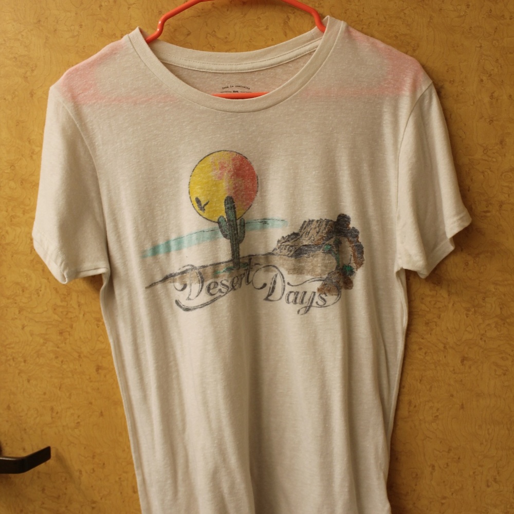 Off-white Graphic Tee